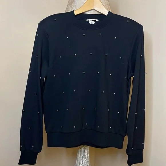 H&M Black Pearl Embellished Sweater Size M
New With Tags - Picture 3 of 12
